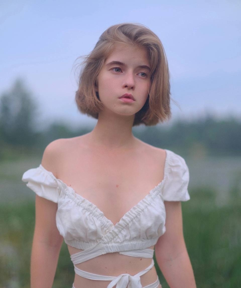 Любава привлекальеная девушка из Юбилейного цена от 3000 руб