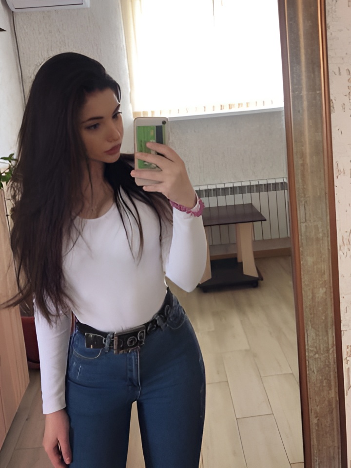 Индивидуалка Медея, доступна для личного знакомства от 10000 руб