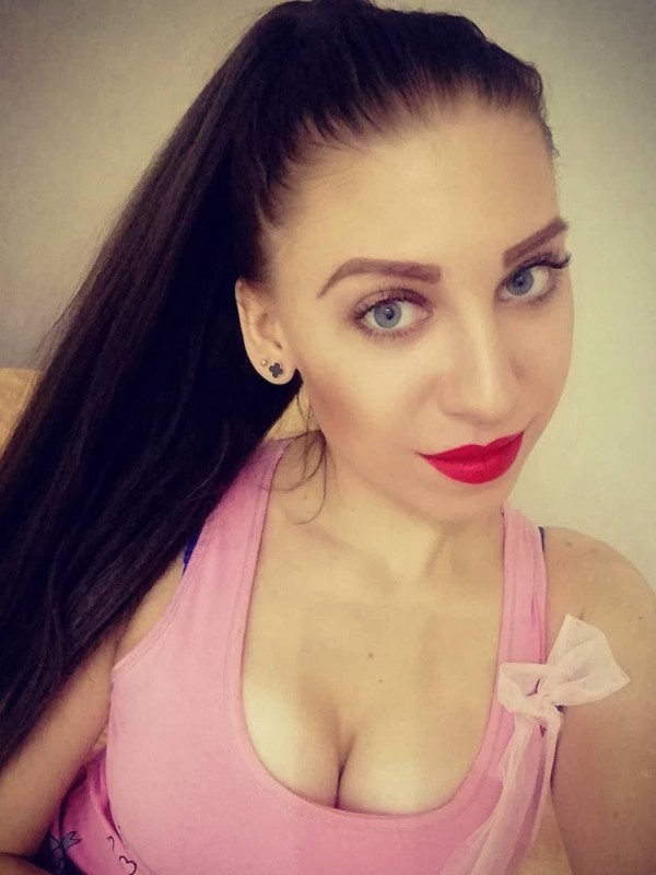 Лия привлекательная девушка из Юбилейного цена от 3000 руб