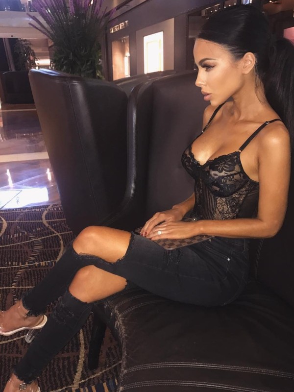 Дашута привлекательная девушка из Юбилейного цена от 3000 руб